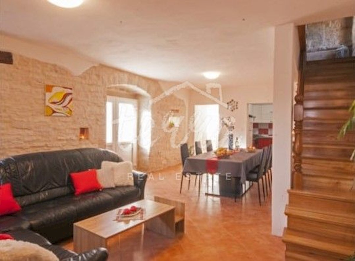 Casa In vendita - ISTARSKA ŽMINJ