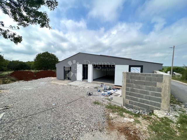 Kuća na prodaju 157 m² – Barban
