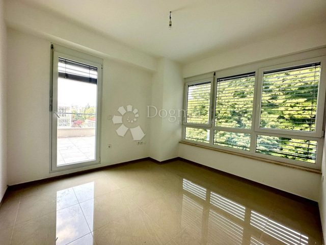 Flat for sale 105 m² – Pula