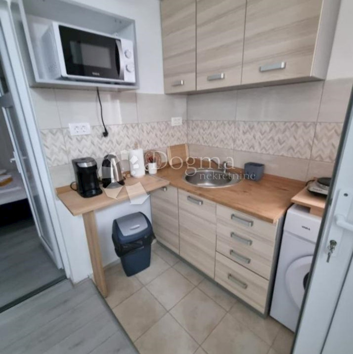 Apartmán Na prodej - SPLITSKO-DALMATINSKA KAŠTELA