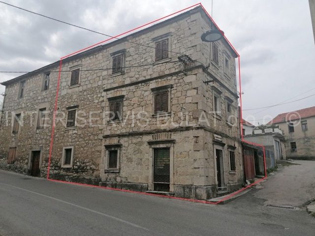 Maison À vendre DRNIŠ