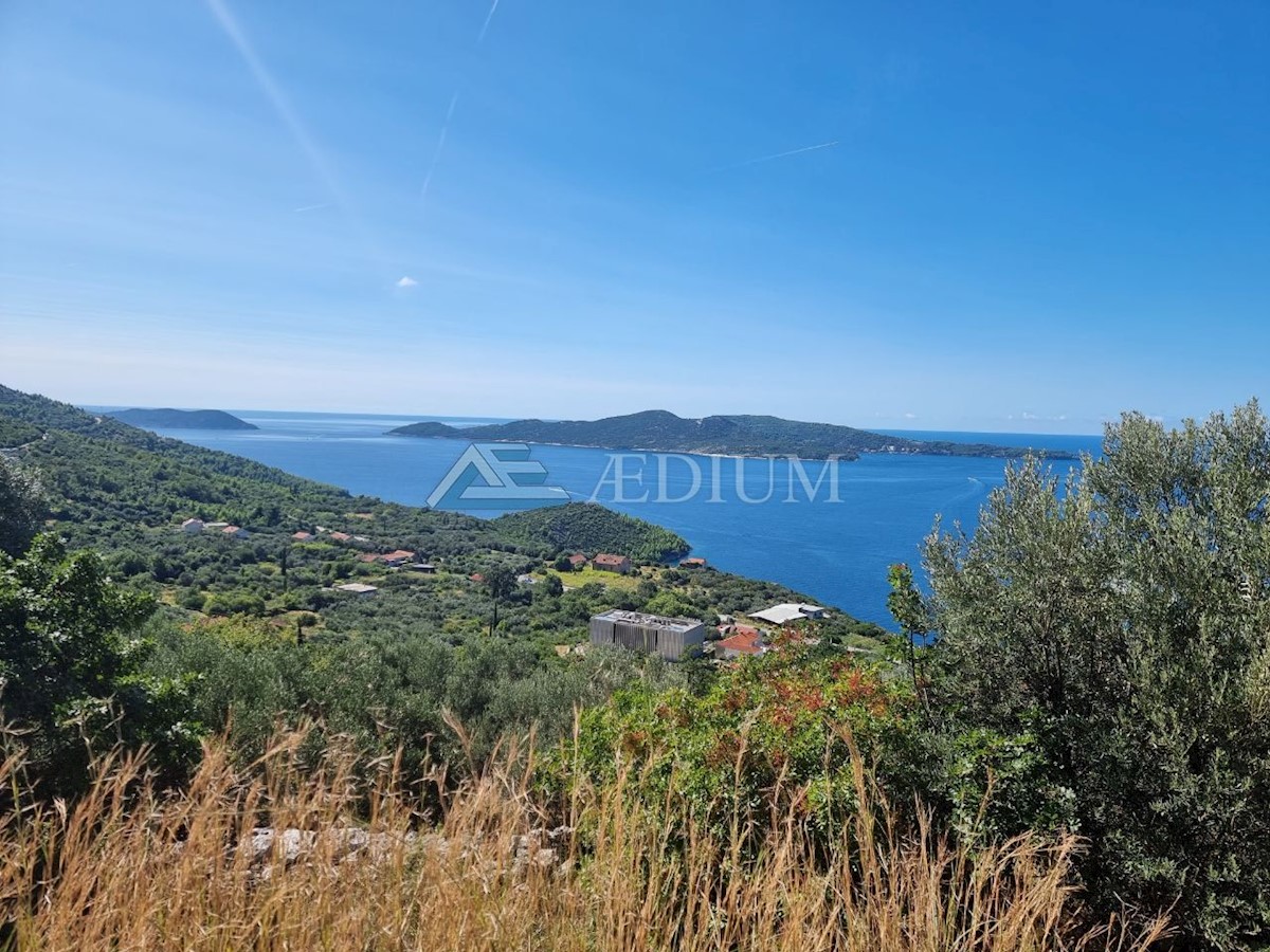 Land For sale BRSEČINE