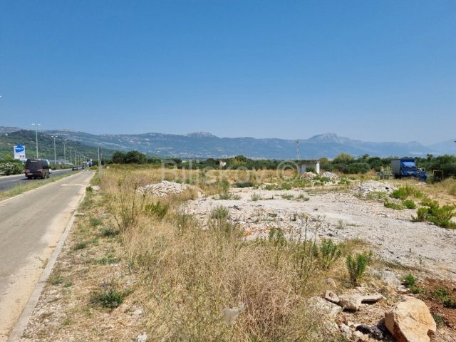 Zemljište na prodaju 3570 m² – Trogir