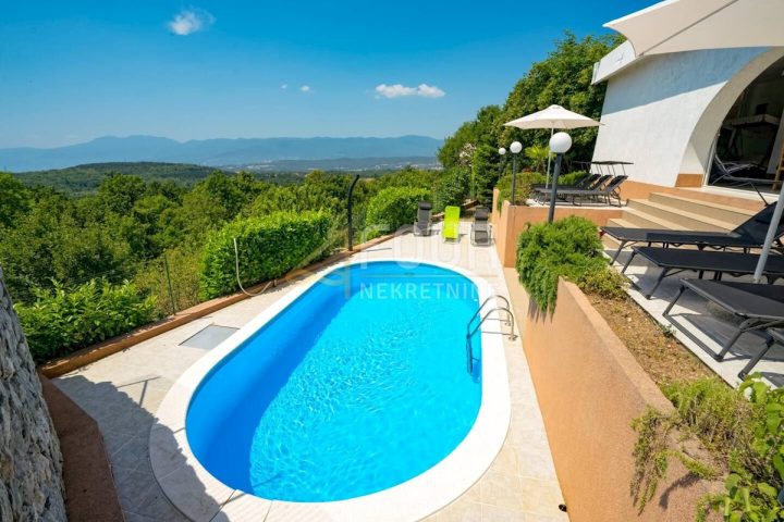 Dom na prenájom 300 m² – Saršoni