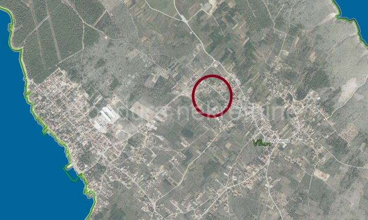 Pozemok na predaj 1017 m² – Vrsi
