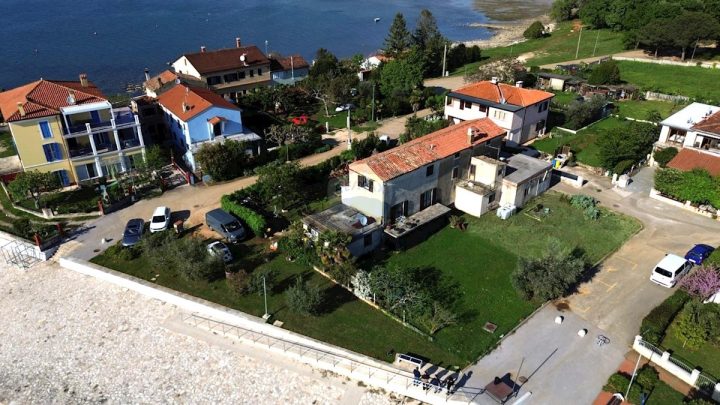 Hiša Na predaj - Istarska Novigrad - foto 2/11
