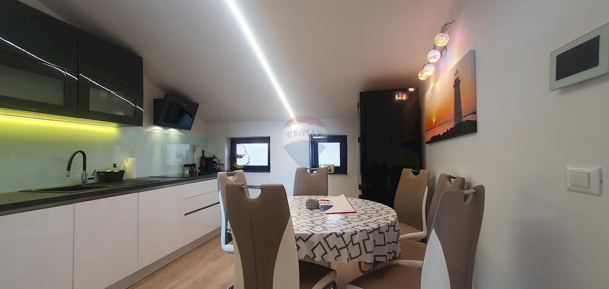 Flat For sale - LIČKO-SENJSKA SENJ