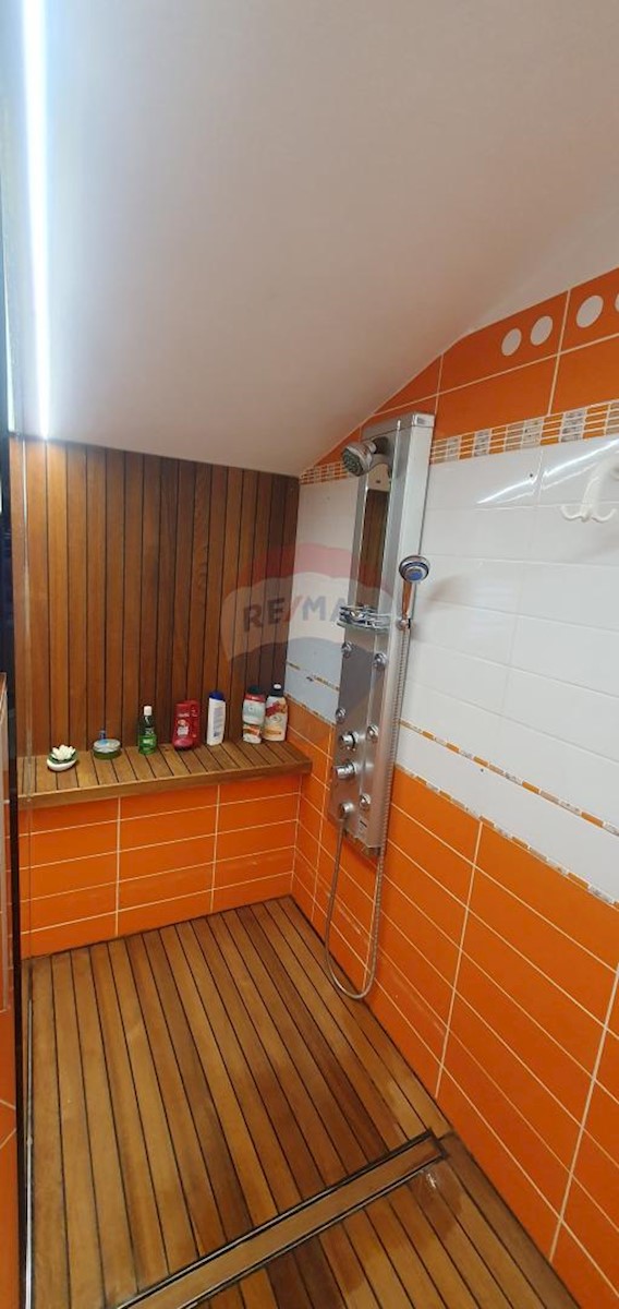 Flat For sale - LIČKO-SENJSKA SENJ