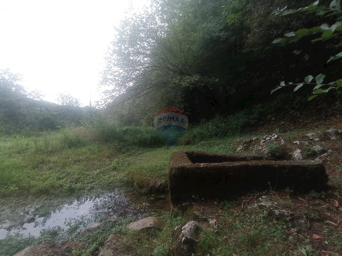 Parcela Naprodaj - KARLOVAČKA Ogulin