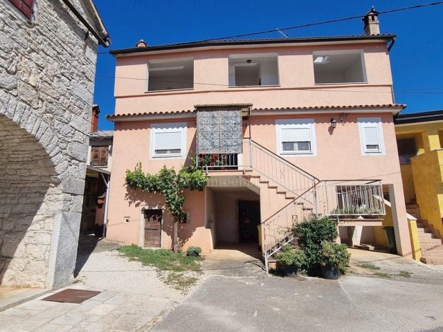 Casa in vendita 320 m² – Vižinada