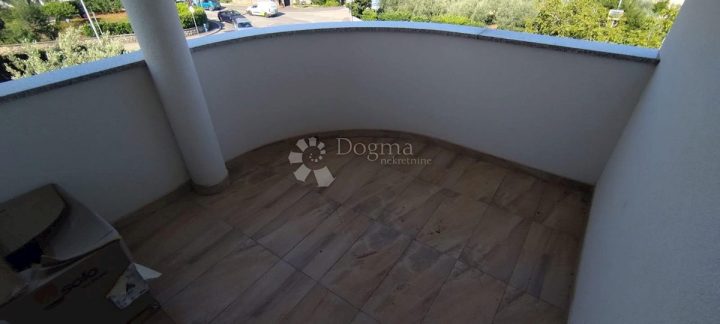Stan Na prodaju - Primorsko-goranska Krk - foto 2/9