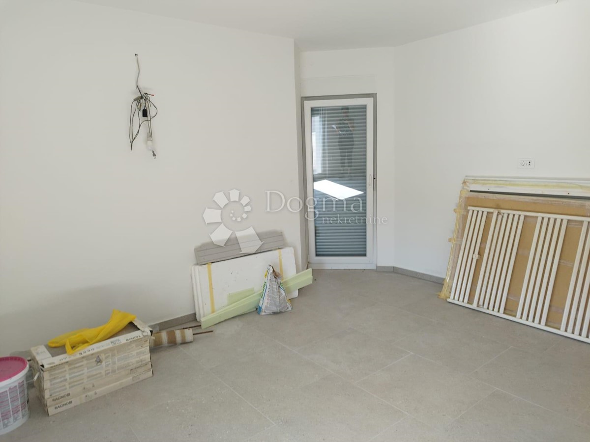 Apartment Zu verkaufen - Primorsko-goranska Krk - foto 1/3