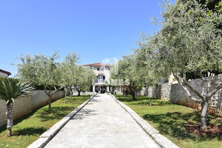 Casa in vendita 290 m² – Umag