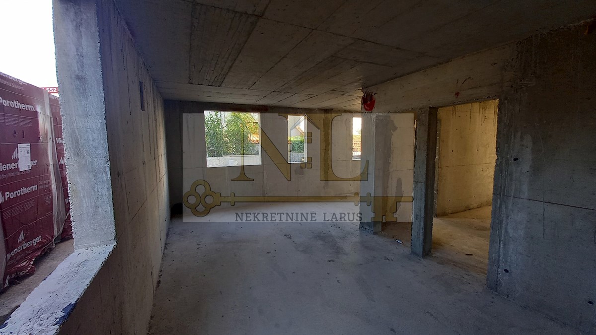 Flat For sale - SPLITSKO-DALMATINSKA ČIOVO