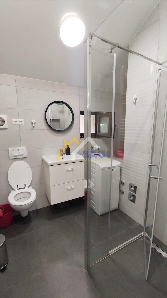 Appartement À louer - GRAD ZAGREB ZAGREB