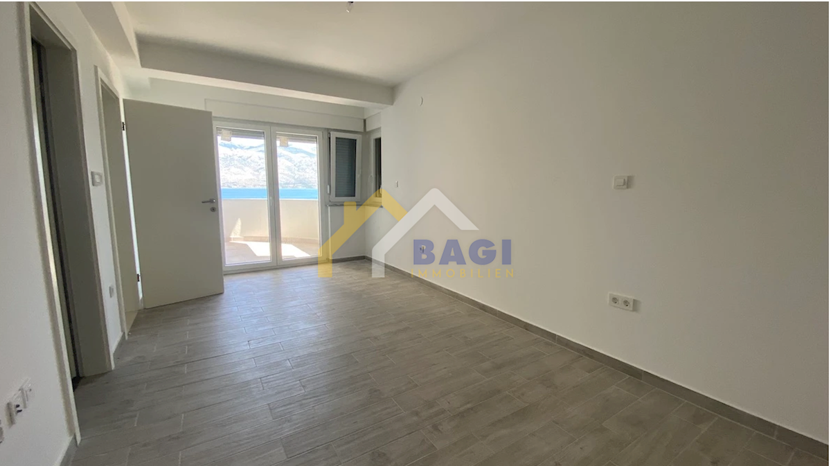 Flat For sale - ZADARSKA RAŽANAC