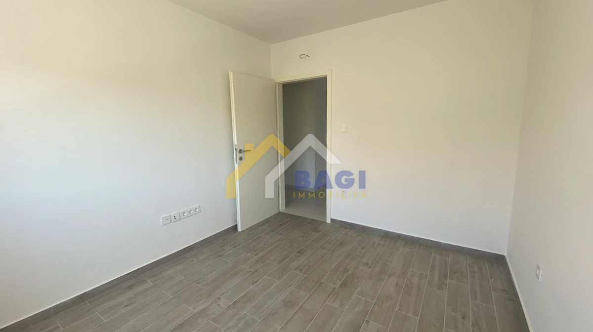 Flat For sale - ZADARSKA RAŽANAC