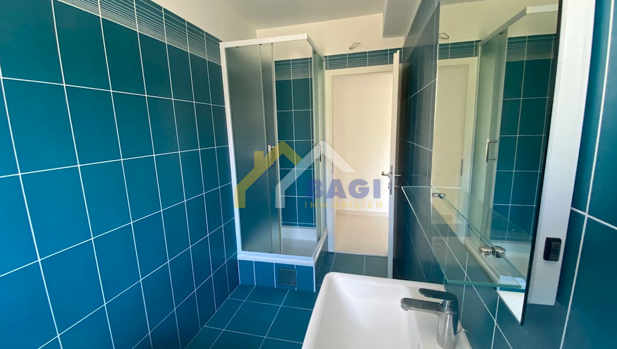 Flat For sale - ZADARSKA RAŽANAC