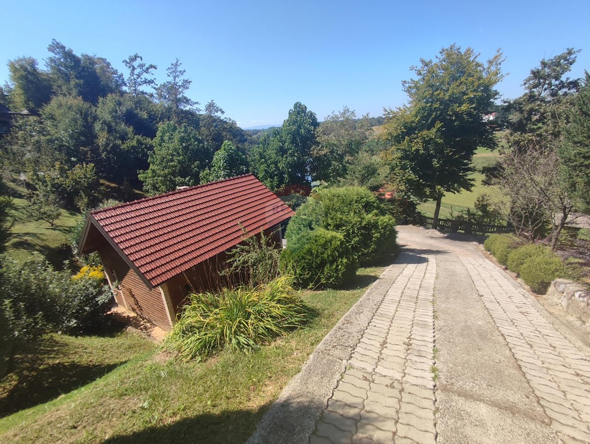 Casa In vendita - KARLOVAČKA BARILOVIĆI