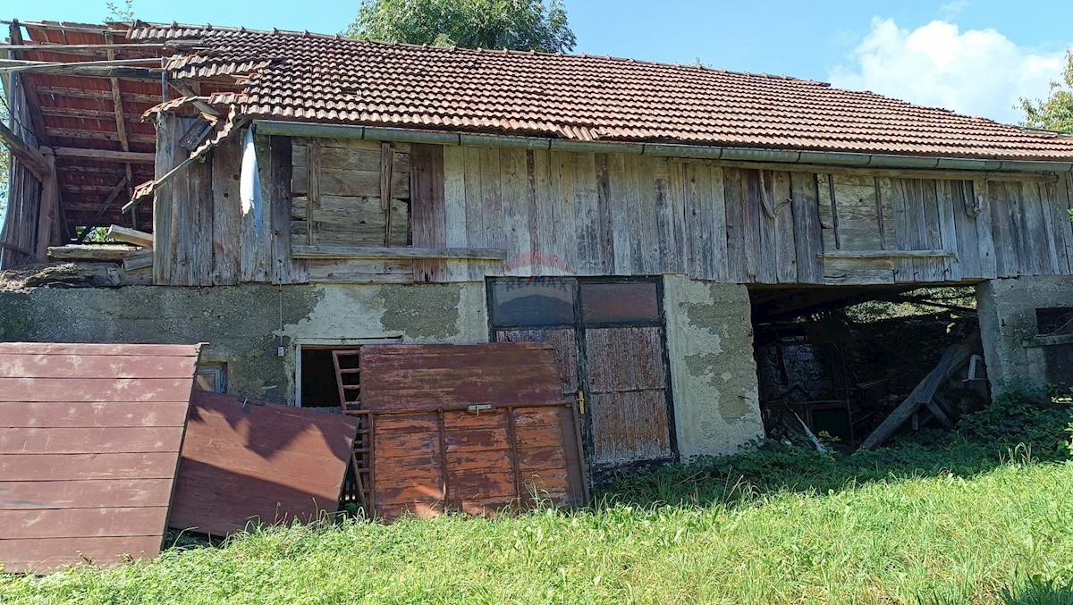 Dom Na predaj - KARLOVAČKA OGULIN