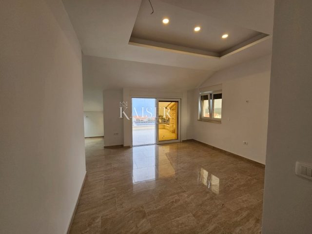 Flat for sale 73 m² – Njivice