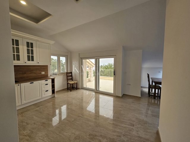 Flat for sale 68 m² – Njivice
