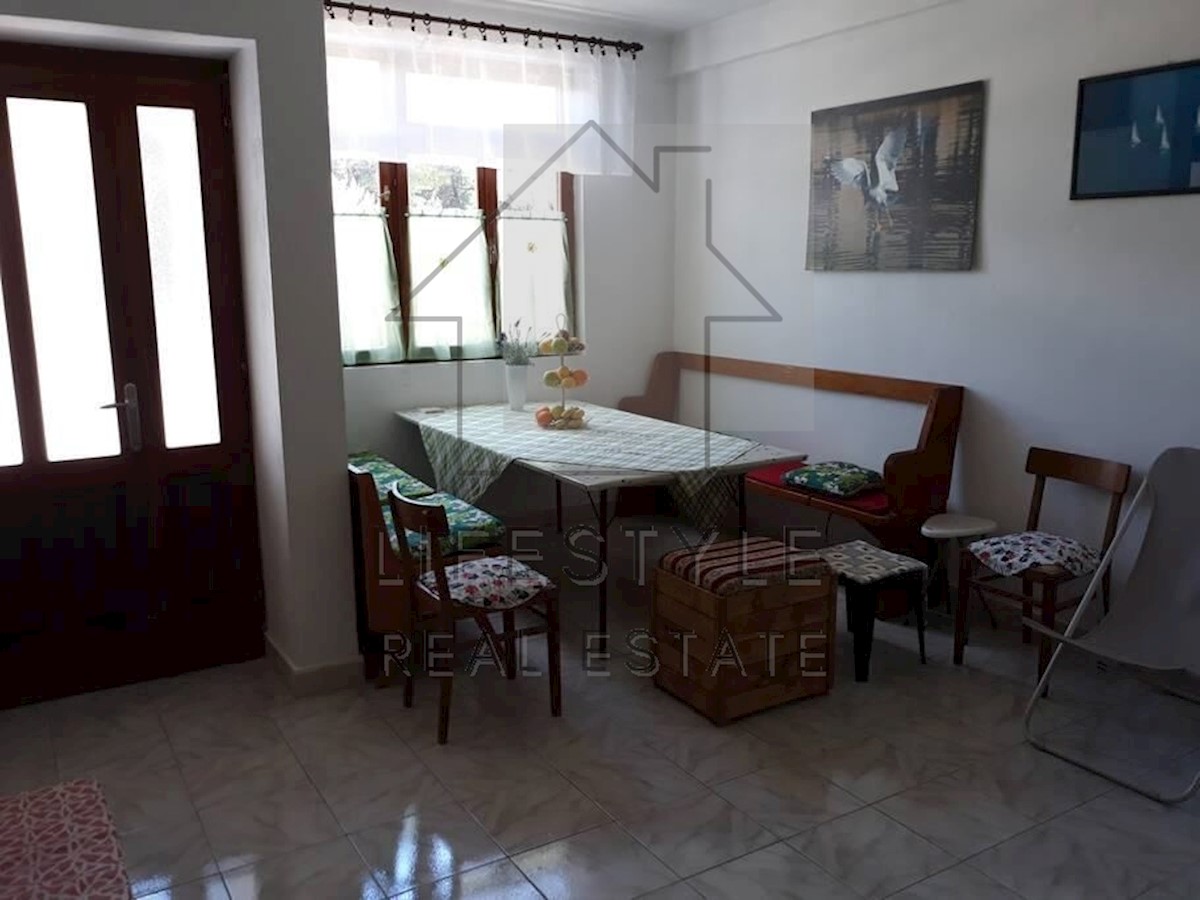 Flat For sale - SPLITSKO-DALMATINSKA STARI GRAD