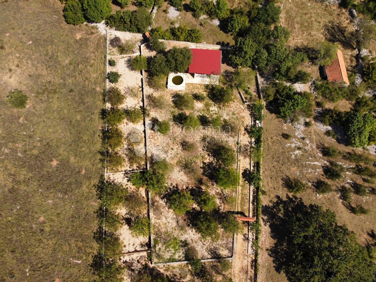 Haus Zu verkaufen - ŠIBENSKO-KNINSKA UNEŠIĆ