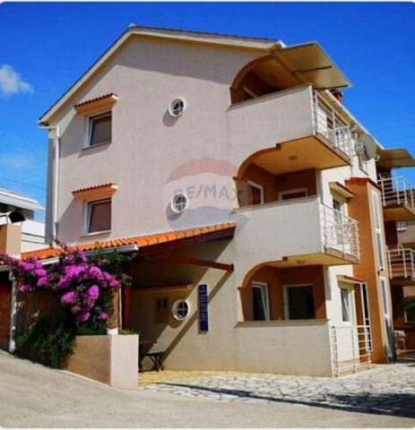 Maison à vendre 515 m² – Stara Novalja