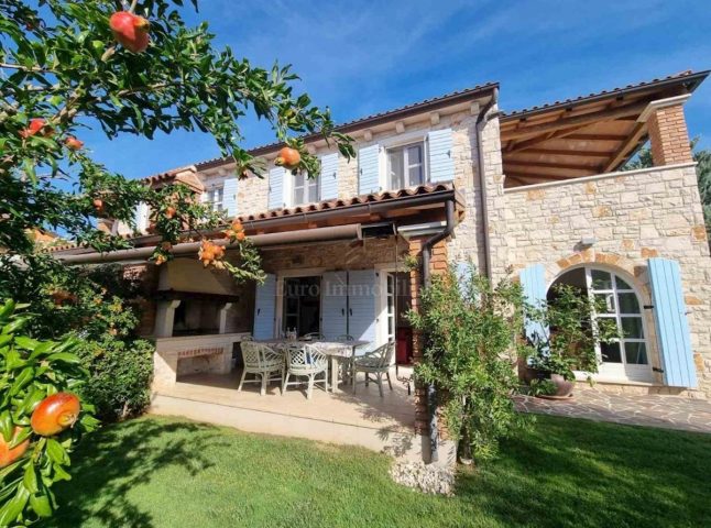 Dům na prodej 155 m² – Poreč