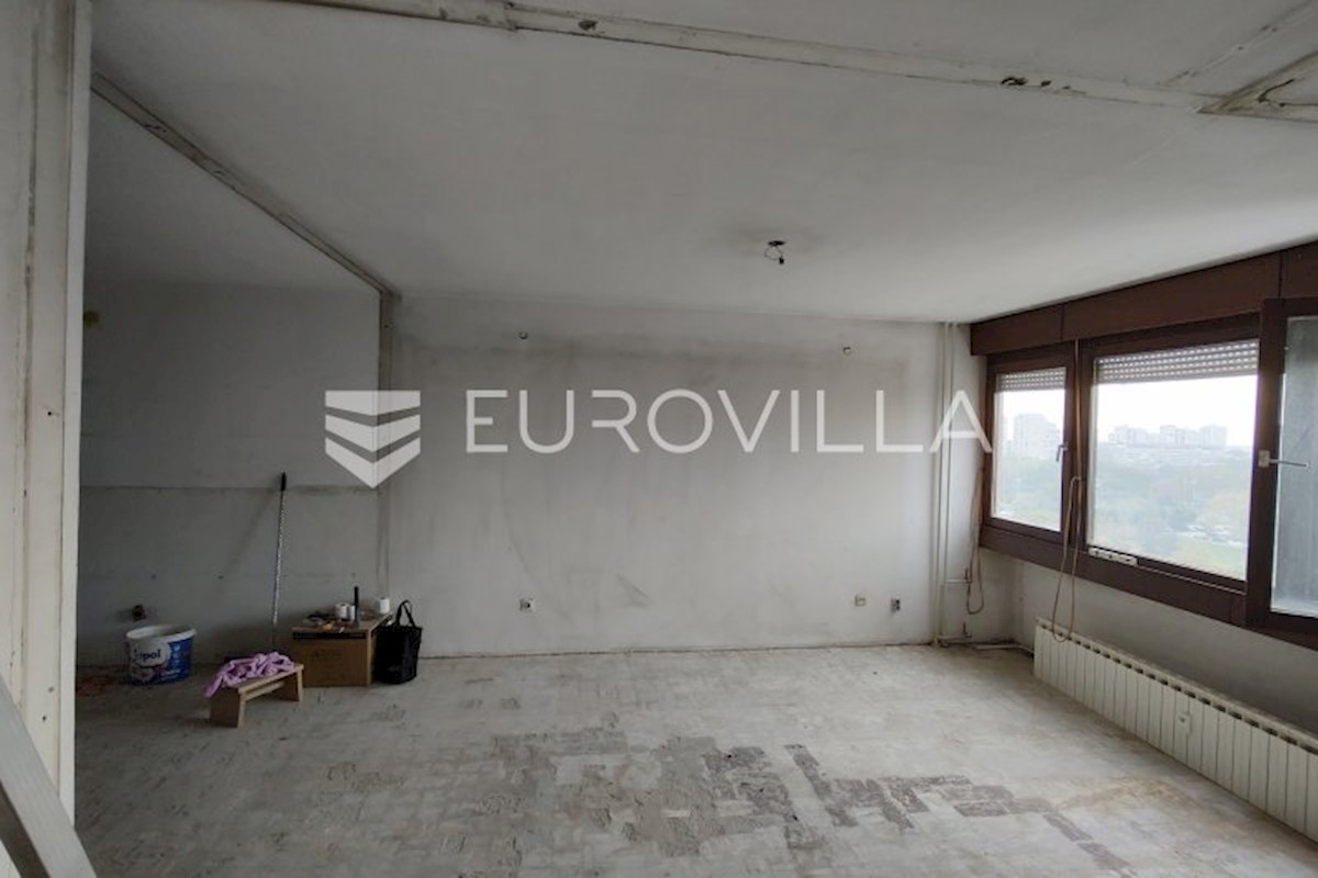 Appartement À vendre SREDIŠĆE