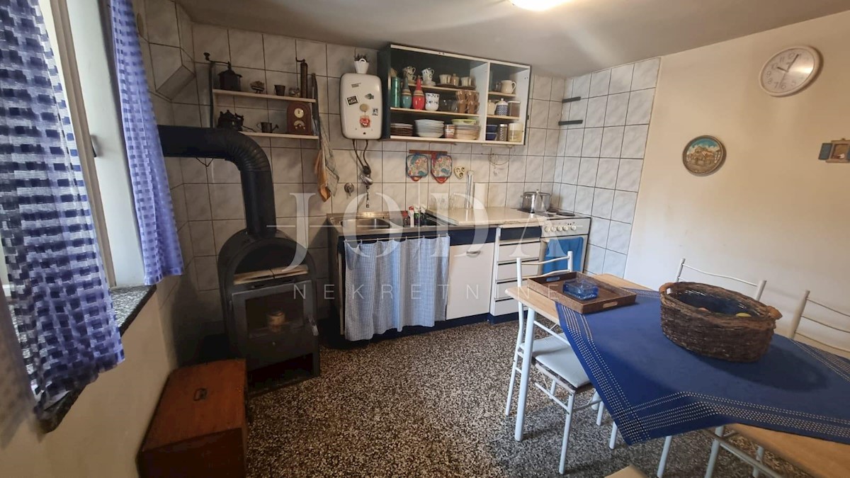 Kuća Na prodaju - PRIMORSKO-GORANSKA VINODOLSKA OPĆINA