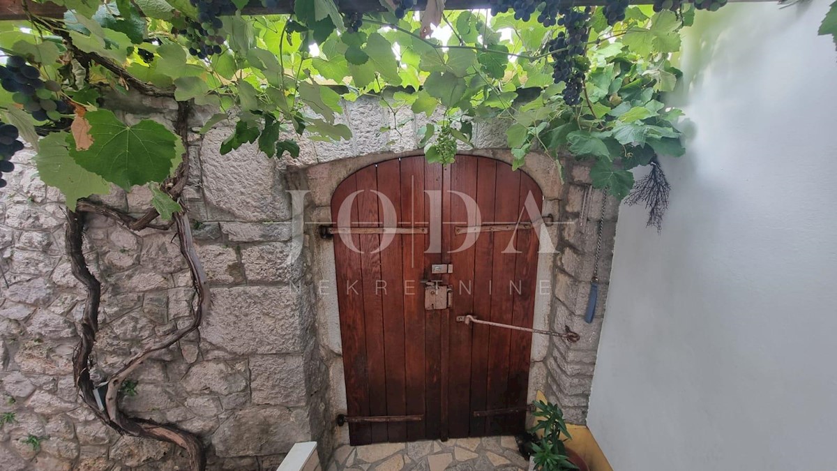 Kuća Na prodaju - PRIMORSKO-GORANSKA VINODOLSKA OPĆINA