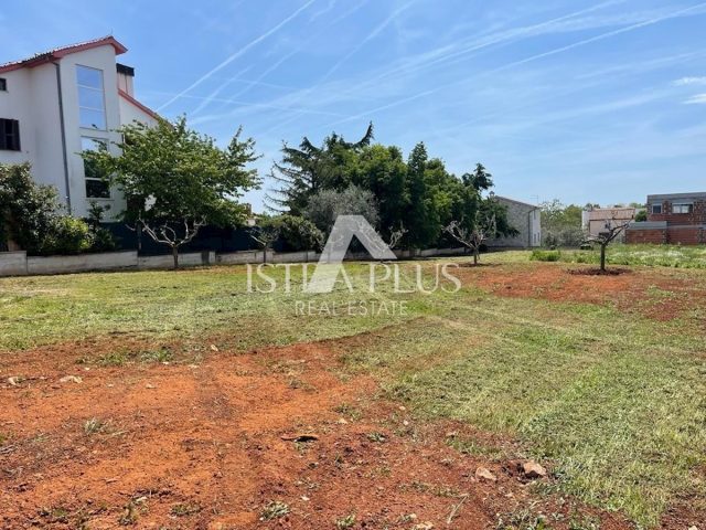 Terreno in vendita 1050 m² – Kaštelir