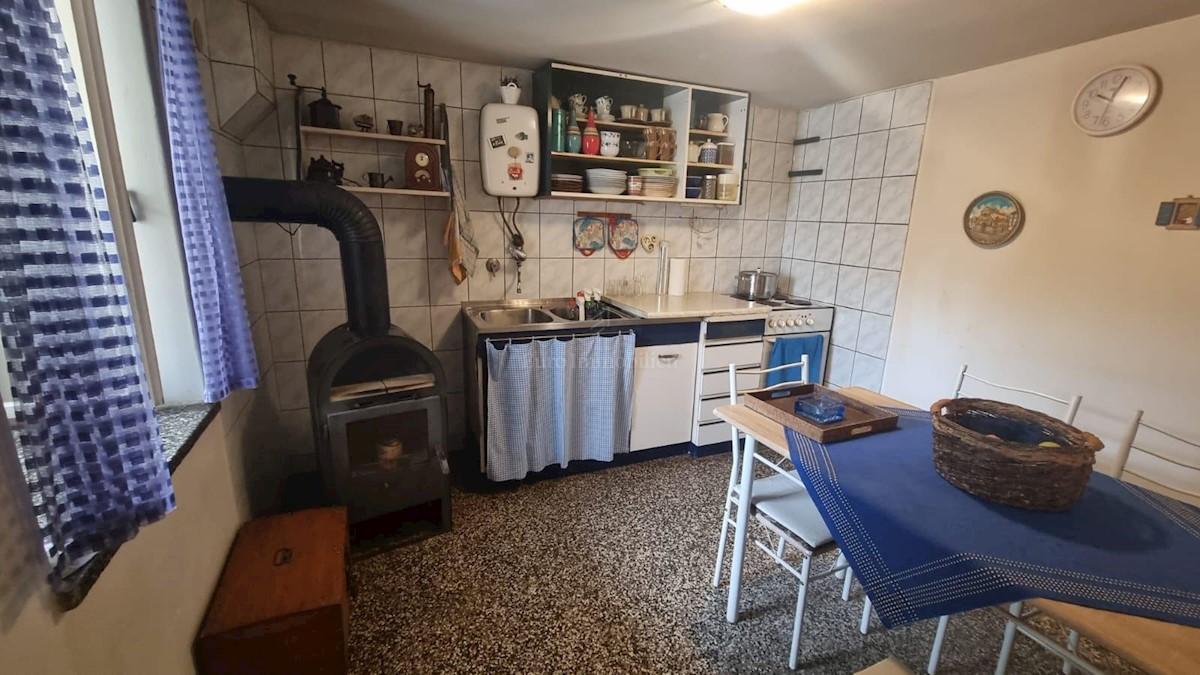 Kuća Na prodaju - PRIMORSKO-GORANSKA VINODOLSKA OPĆINA