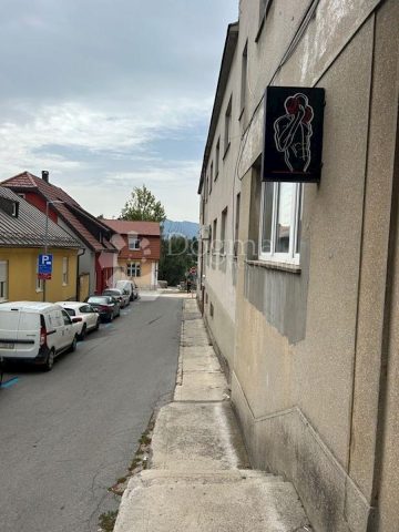 Locaux commerciaux À vendre - Ličko-senjska Gospić - foto 2/25