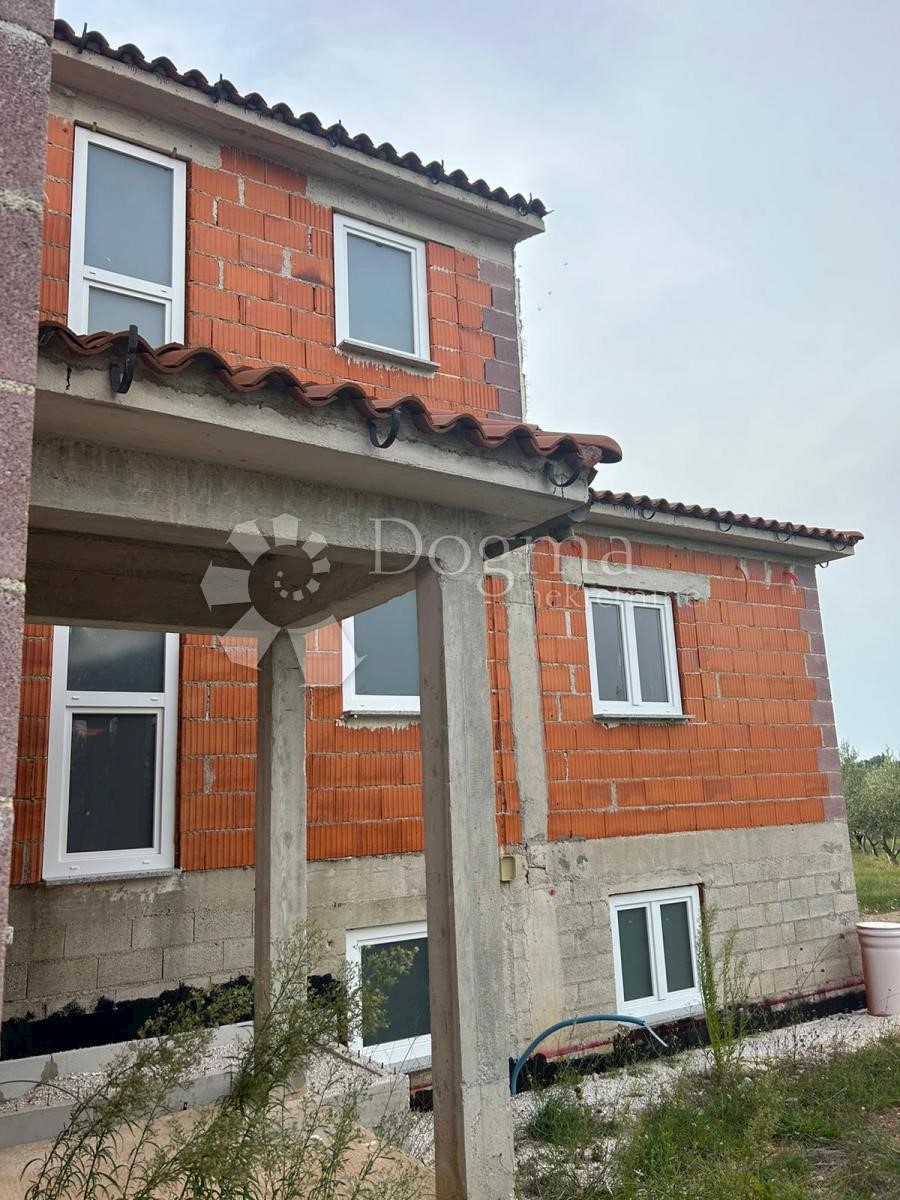 Kuća Na prodaju - ISTARSKA VODNJAN