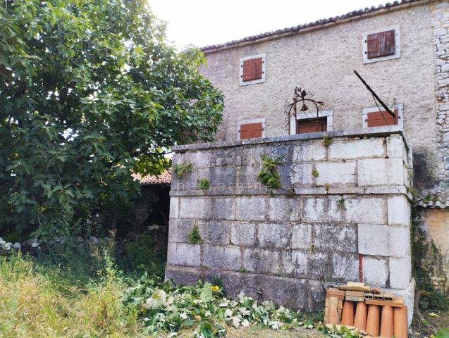 Haus Zu verkaufen - Istarska Višnjan - foto 3/3