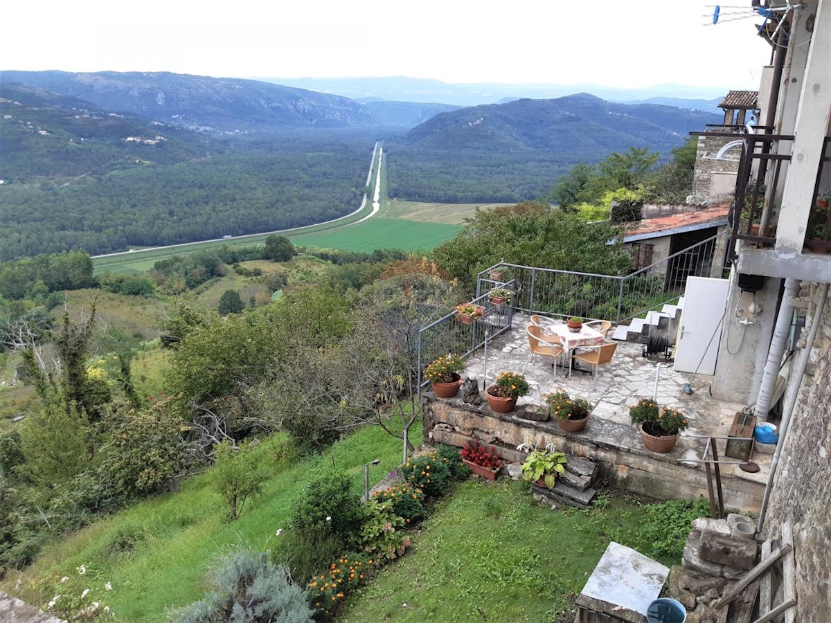 Kuća Na prodaju - ISTARSKA MOTOVUN