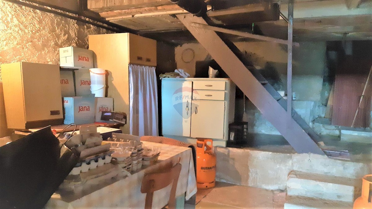Kuća Na prodaju - ISTARSKA MOTOVUN