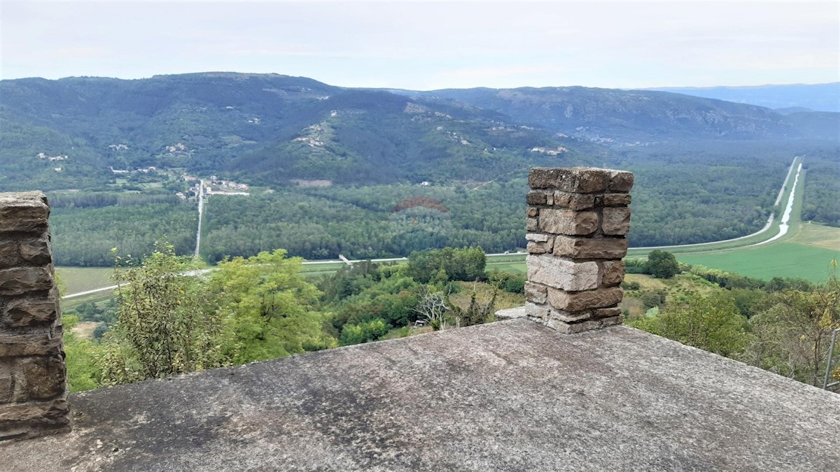 Kuća Na prodaju - ISTARSKA MOTOVUN