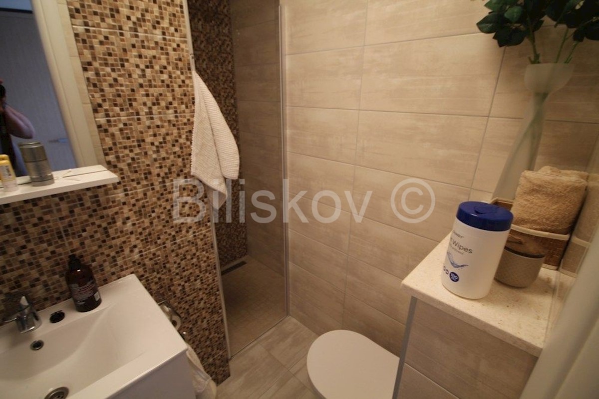 Appartement À vendre - SPLITSKO-DALMATINSKA SEGET