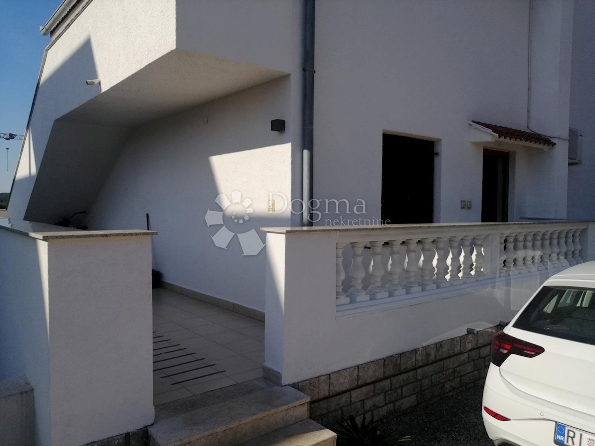 Flat For sale - PRIMORSKO-GORANSKA KRK