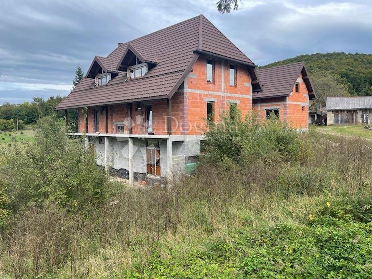 Haus Zu verkaufen - LIČKO-SENJSKA PLITVIČKA JEZERA