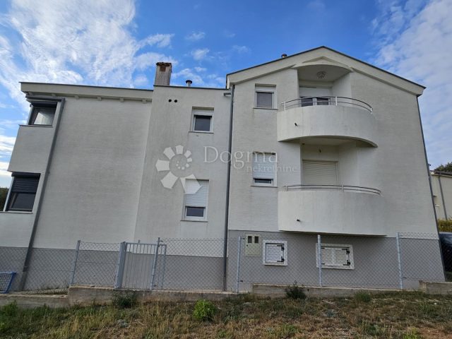 Maison à vendre 310 m² – Sveti Petar Na Moru