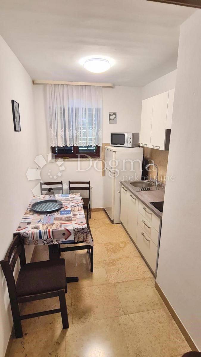 Hiša Na predaj - ISTARSKA POREČ