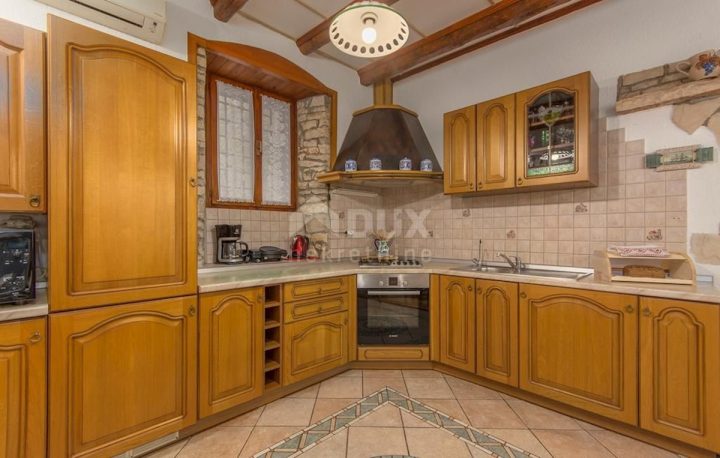 Casa In vendita - Istarska Ližnjan - foto 5/27