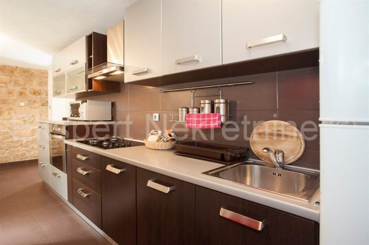 House For sale - Splitsko-dalmatinska Split - foto 3/7