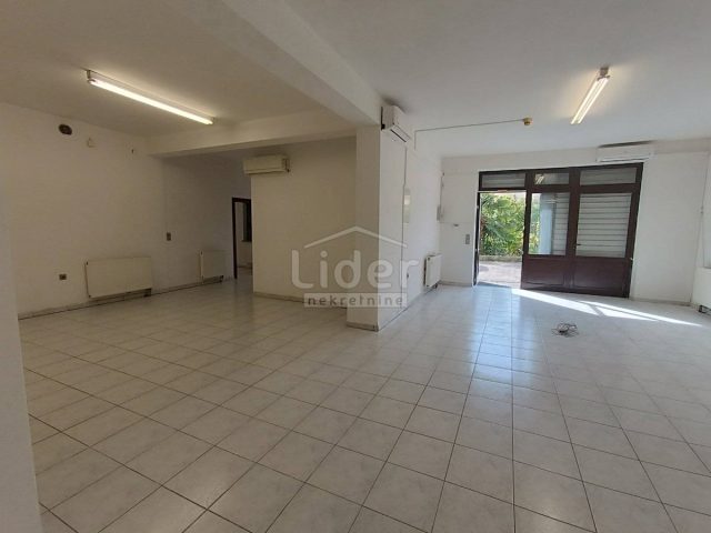 Poslovni prostor za najam 112 m² – Kastav