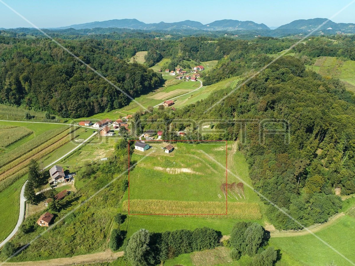 Haus Zu verkaufen - KRAPINSKO-ZAGORSKA VELIKO TRGOVIŠĆE